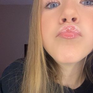 Meet your Posher, Addison